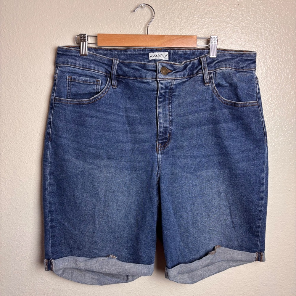 Womens 18W Denim Bermuda Shorts High Rise Cuffed Stretch Blue Jean